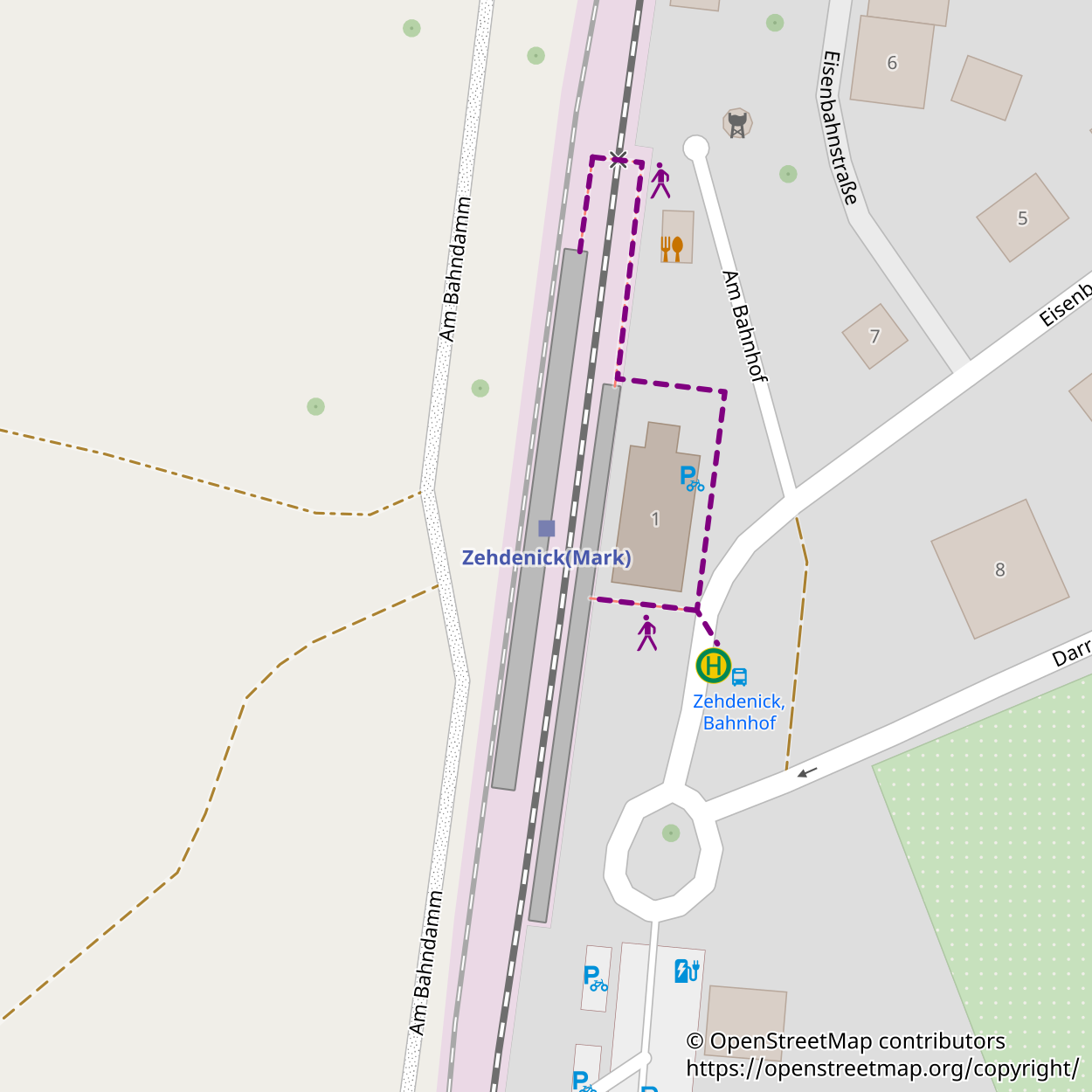 Map showing the train station and bus stop in Zehdenick