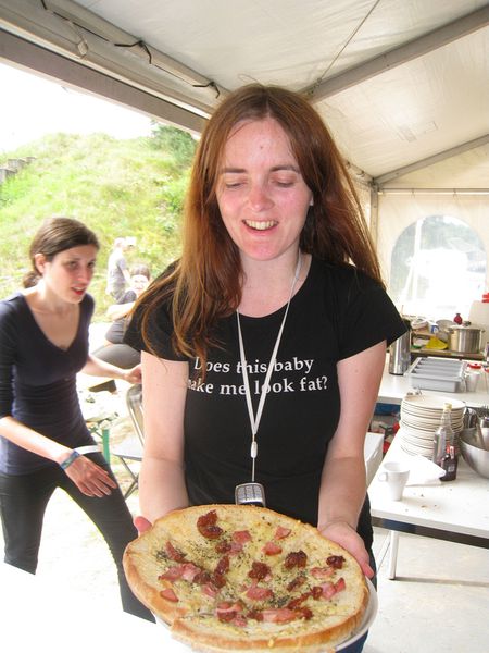 File:Pizza style ccccamp 2011.jpg